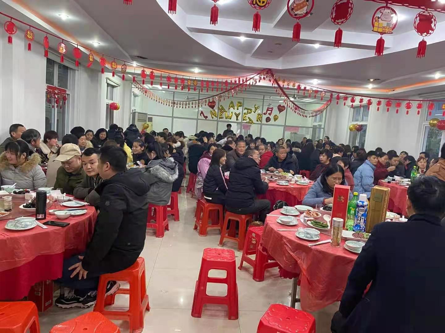 恒畅光学2020年度年终总结表彰大会(图3)